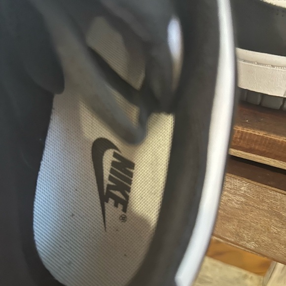 EUC Nike Dunk Low Retro Black & White Pandas Sz:M10/ W 11.5 In The Box. - Picture 6 of 8